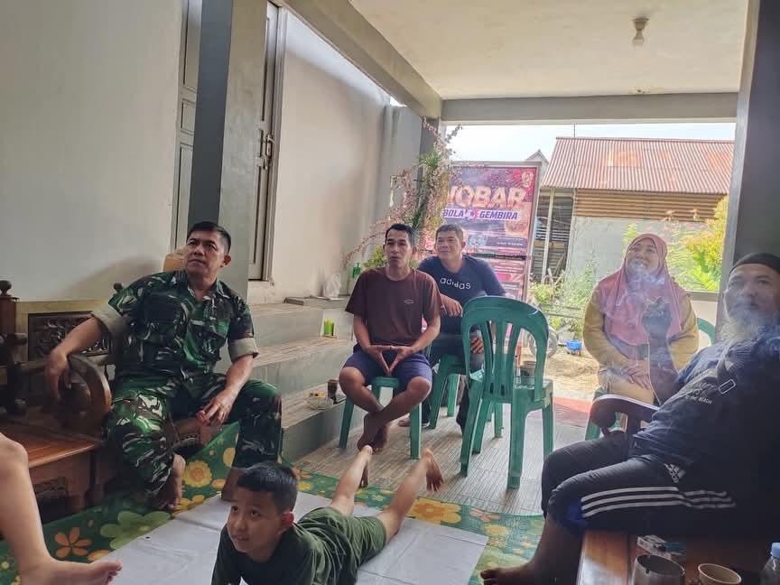 Koramil 1210-07/Air Besar Nobar Argentina vs Swiss Bersama Warga - Tribunpontianak.co.id
