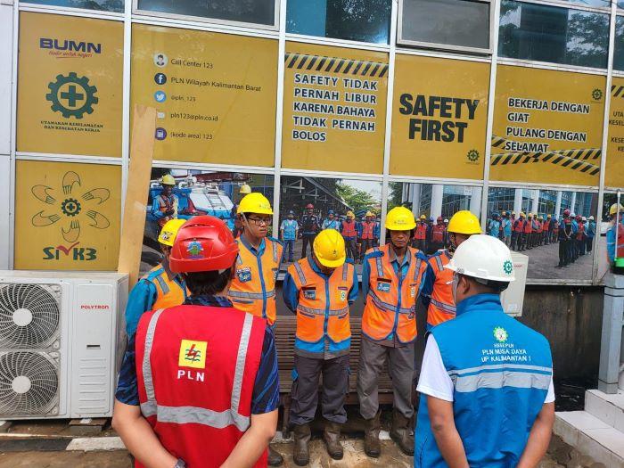 PLN-siap-mengamankan-listrik-perayaan-Imlek.jpg