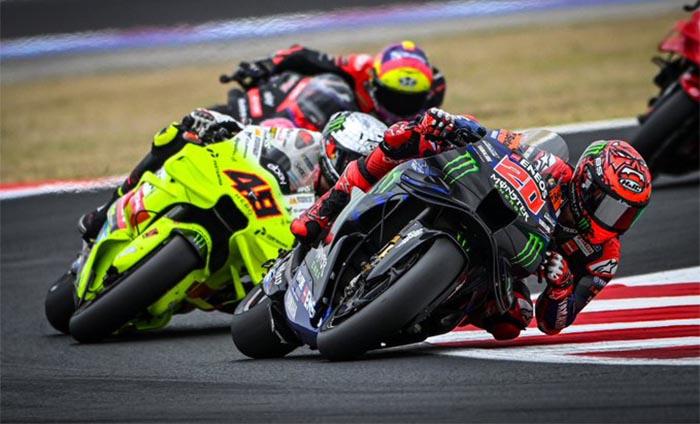 PROYEK-Baru-Yamaha-di-MotoGP-2025-Resmi-Kembangkan-Mesin-V4.jpg