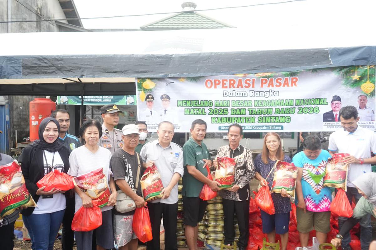 Bupati Sintang : Operasi Pasar Ini Upaya Ringankan Beban Masyarakat