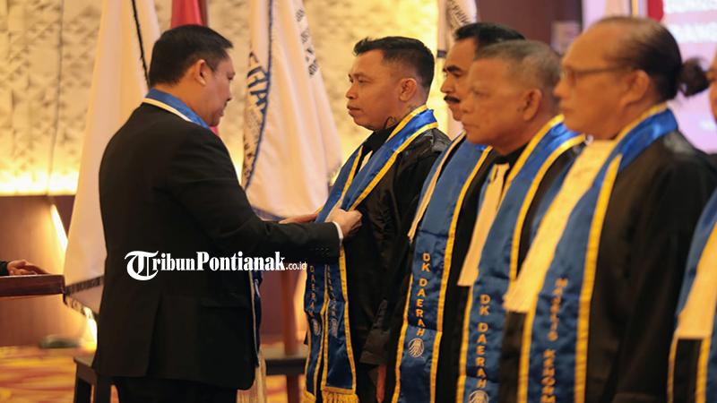 Panglima Jilah Dilantik Menjadi Dewan Kehormatan Daerah DPC Peradi Mekral