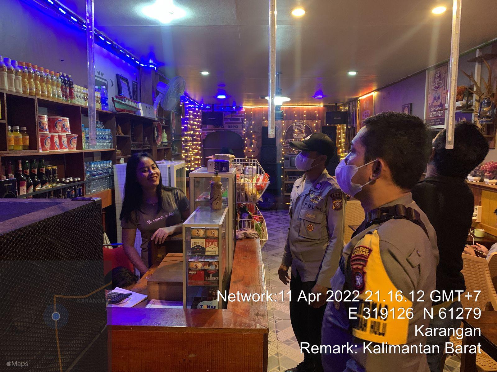 Ciptakan Sitkamtibmas di Mempawah Hulu, Personel Polsek Laksanakan Patroli Malam di Jam Rawan