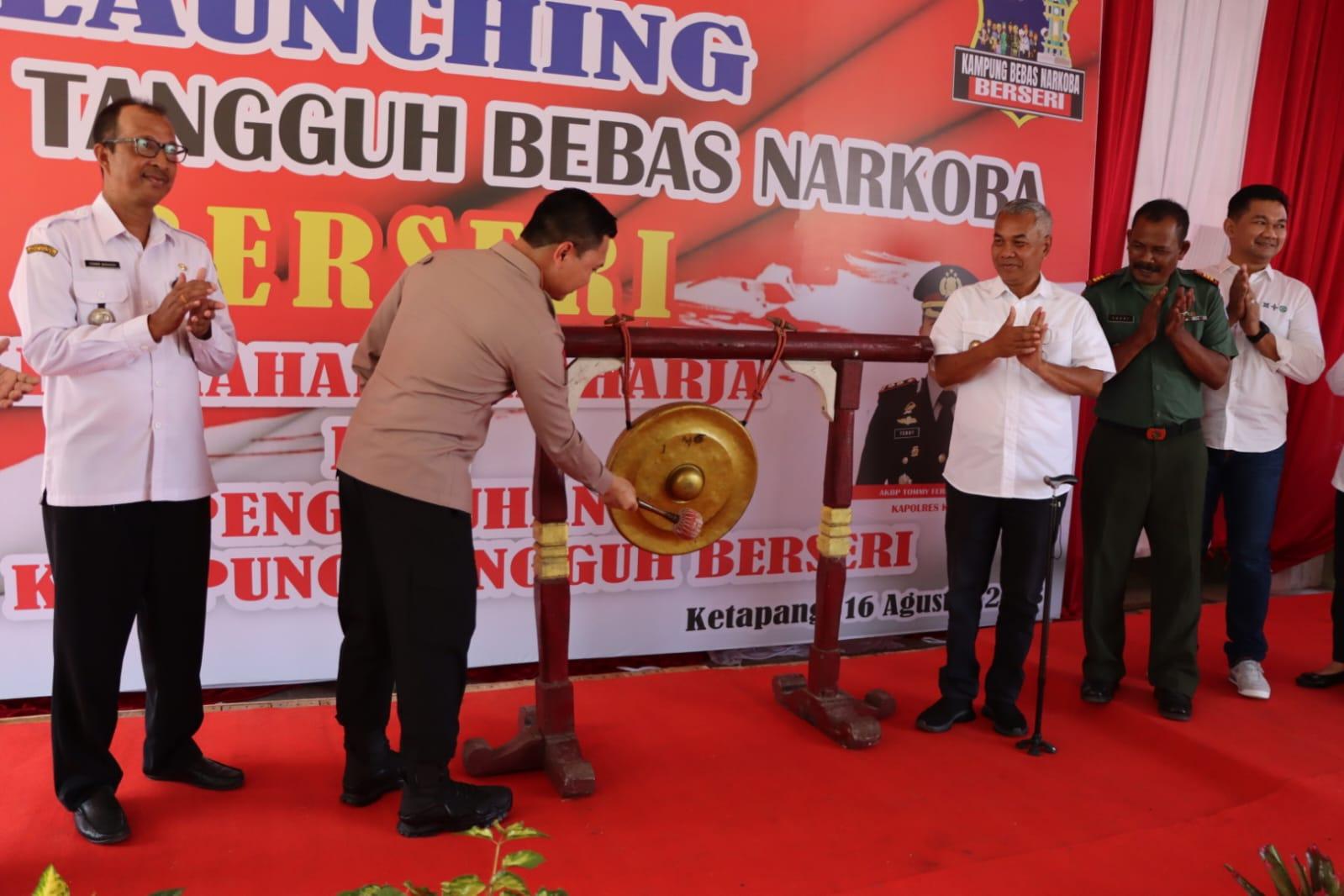 Komitmen Berantas Narkoba, Kapolres Ketapang Resmikan Kampung Tangguh Bebas Narkoba