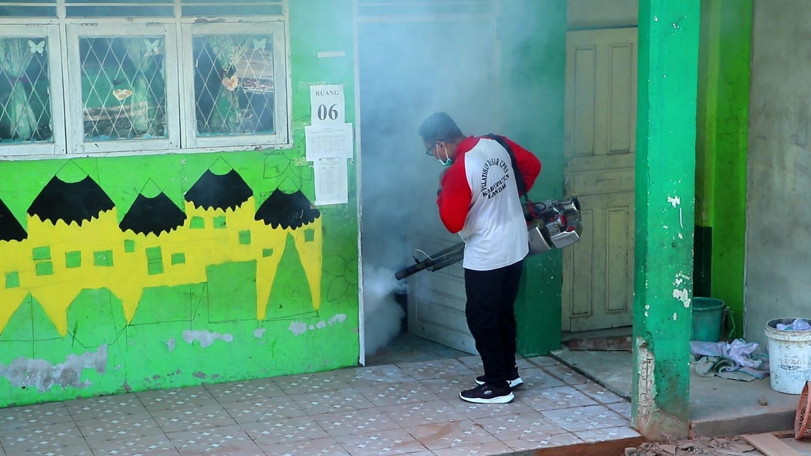 Soroti 3 Kasus DBD di Ponpes Landak, Puskemas Ngabang Lakukan Fogging Jelang Santri Balik - Tribunpontianak.co.id