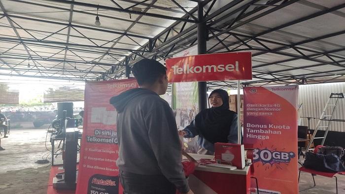 Telkomsel Ajak Pelanggan di Kabupaten Ketapang Ganti Kartu Lama ke 4G
