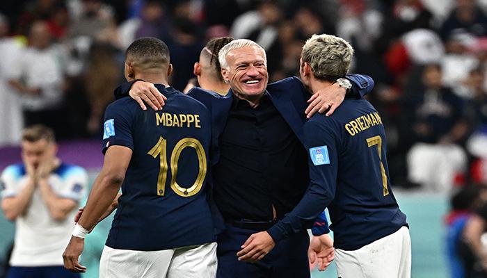 Pelatih-Prancis-Didier-Deschamps-Tengah-346.jpg