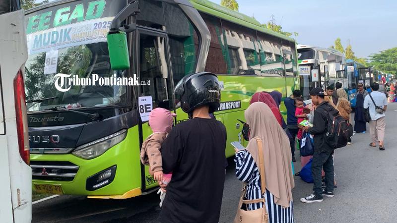 Pelepasan-mudik-gratis-khatulistiwa-23rw.jpg