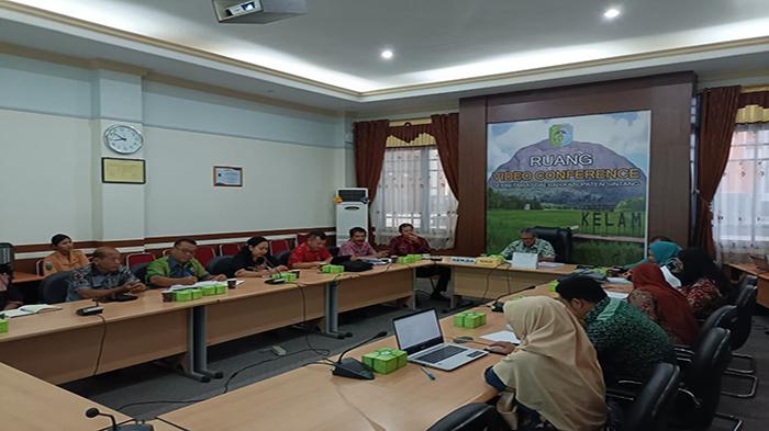 Pemerintah-Kabupaten-Sintang-melaksanakan-rapat-Pengharmonisasian234ew.jpg