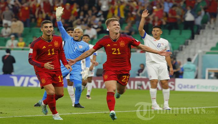 Penyerang-Timnas-Spanyol-Dani-Olmo-tengah.jpg