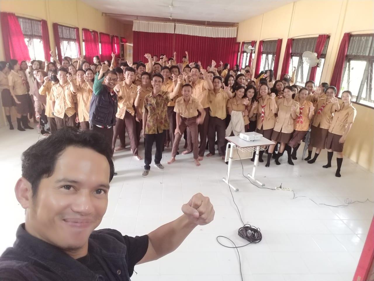 Penyuluhan-dan-motivasi-bagi-300-orang-pelajar-kelas-XII-SMK-Negeri.jpg