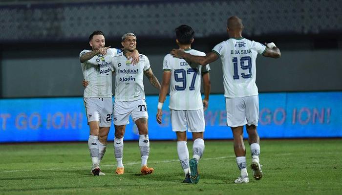 Kabar Skuad Persib Bandung Hari Ini Skuad Asuhan Bojan Hodak Kian Komplit