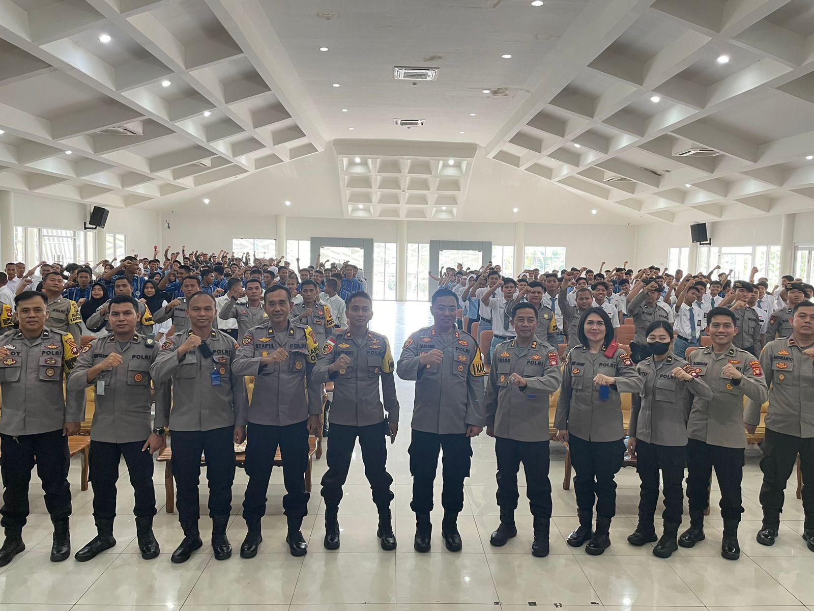 Kunjungi Polres Mempawah, Tim Biro SDM Polda Kalbar Sosialisasi dan Cek Administrasi Casis Polri