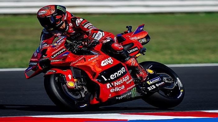 Pole-Position-MotoGP-Hari-Ini-GP-Emilia-Romagna-2024-Francesco-Bagnaia-Pecahkan-Rekor-Marc-Marquez.jpg