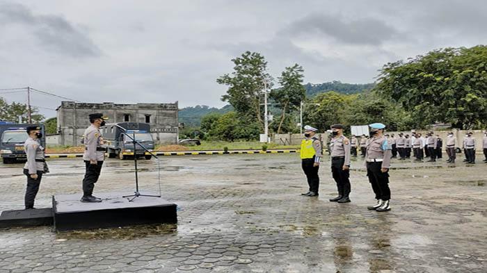 Polres-Kayong-Utara-laksanakan-apel-gelar-pasukan-OPS.jpg