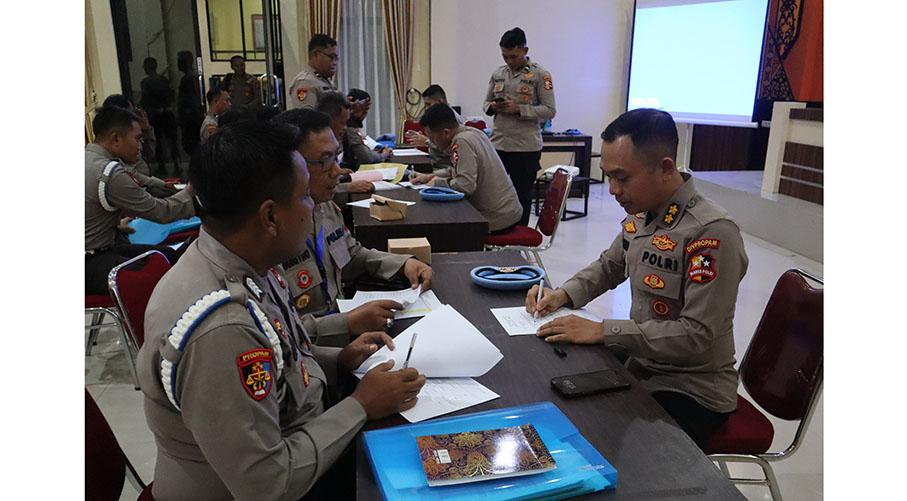 Polri-Pemeriksaan-singkawang.jpg