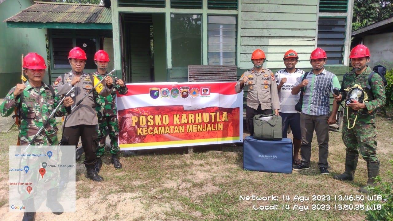 Posko-Karhutla-Terpadu-Kecamatan-Menjalin-yang.jpg