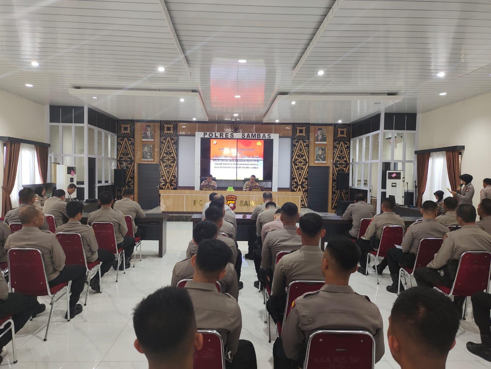 Tim Puslitbang Polri Evaluasi Mutu Sarana Prasarana Pengamanan Objek Vital di Polres Sambas