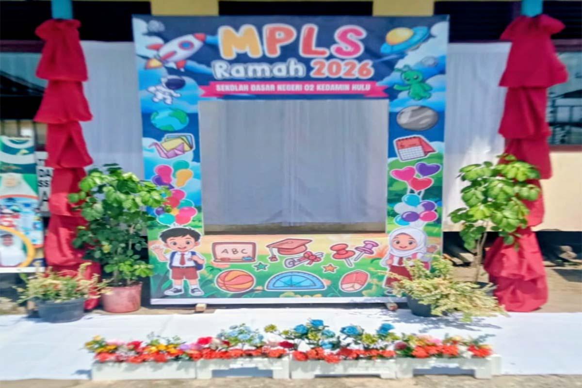 Disdikbud Kapuas Hulu Pastikan Kuota SPMB 2026 Penuh, MPLS Dimulai 13 Juli Sesuai Aturan Baru - Tribunpontianak.co.id