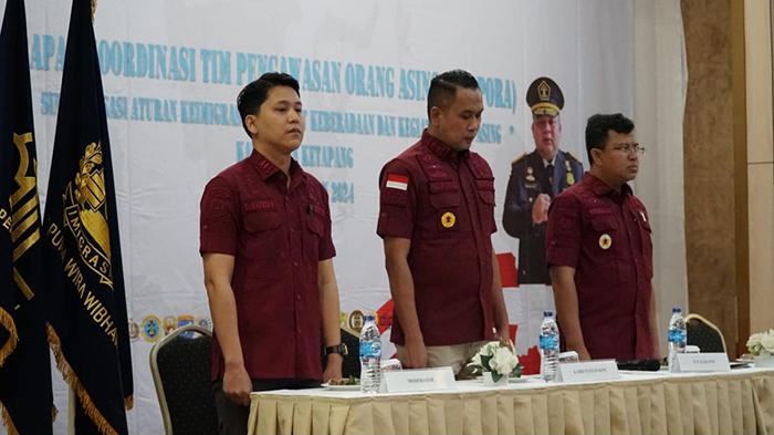 Rapat-Koordinasi-Tim-Pengawasan-Orang-Asing-2354rewf.jpg