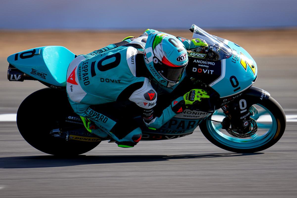 Rekap-Hasil-FP1-Moto3-San-Marino-2022-Dennis-Foggia-Tercepat-Mario-Aji-Crash.jpg