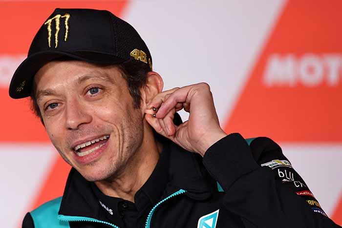 Resep-Jitu-Valentino-Rossi-untuk-Pecco-Bagnaia-Rebut-Gelar-Juara-Dunia-MotoGP-2023-dari-Jorge-Martin.jpg