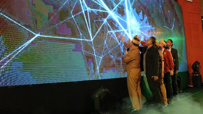 Buka Expo Engineering, Ria Norsan Tegaskan Pemprov & Pemkot Siap Berkolaborasi Dengan Insinyur Muda