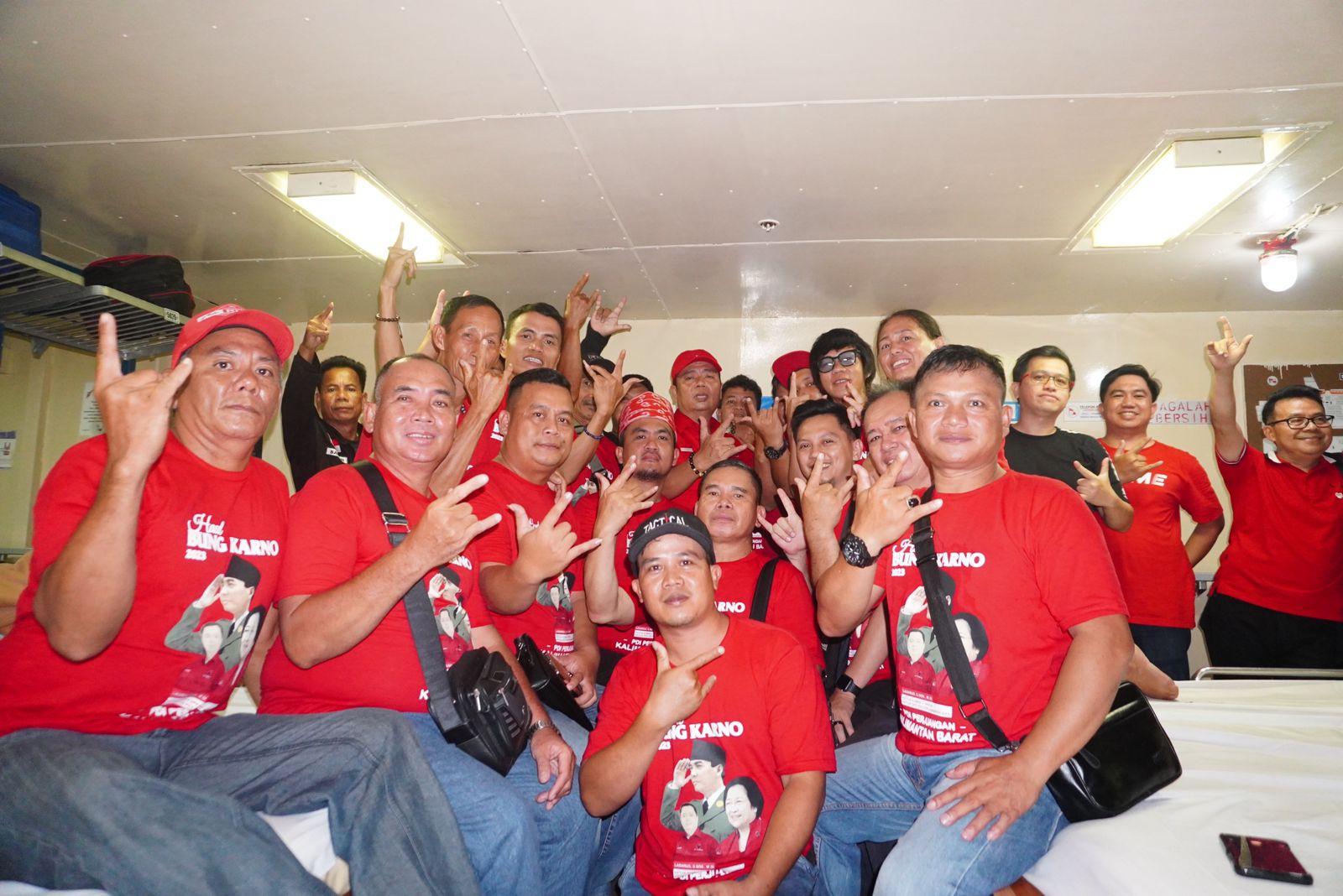 Ribuan Kader PDIP Kalbar Meriahkan Puncak Bulan Bung Karno di GBK Hari Ini