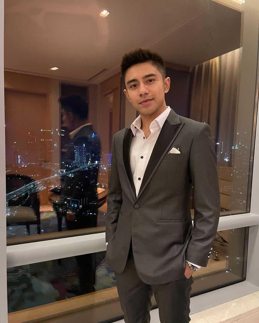 Riza-Syahtidak-hanya-sukses-terkenal-menjadi-aktor-ia-debut-pertama-kali-sebagai-model.jpg