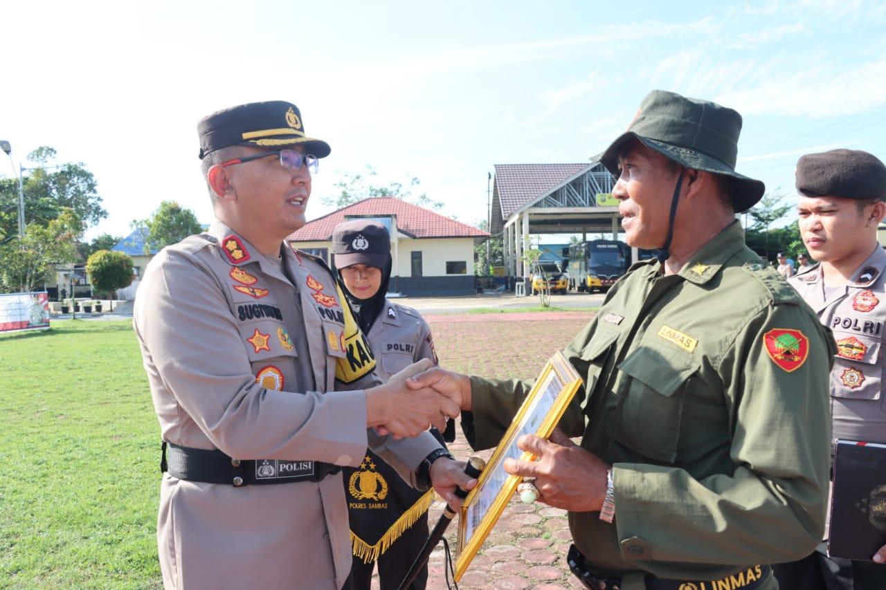 Kapolres Sambas Pimpin Apel Ketua Satuan Keamanan Lingkungan Tahun 2023, Ini Pesan yang Disampaikan