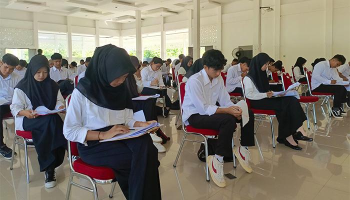 15 Soal Contoh Tes VIERA dan Kunci Jawaban Menghadapi TOEIC Siswa SMA/SMK