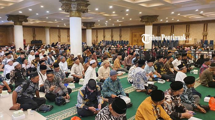 Sebanyak-637-calon-jamaah-haji-Kota-Pontianak-2354rewf.jpg
