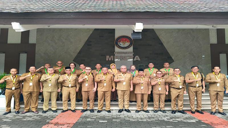 Sekda Sambas Ikut Retret Nasional di IPDN Jatinangor, Fery Pastikan Birokrasi Terus Berjalan