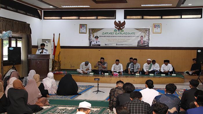 Sekretaris-Daerah-Sekda-Kabupaten-Mempawah-Ismail-435red.jpg