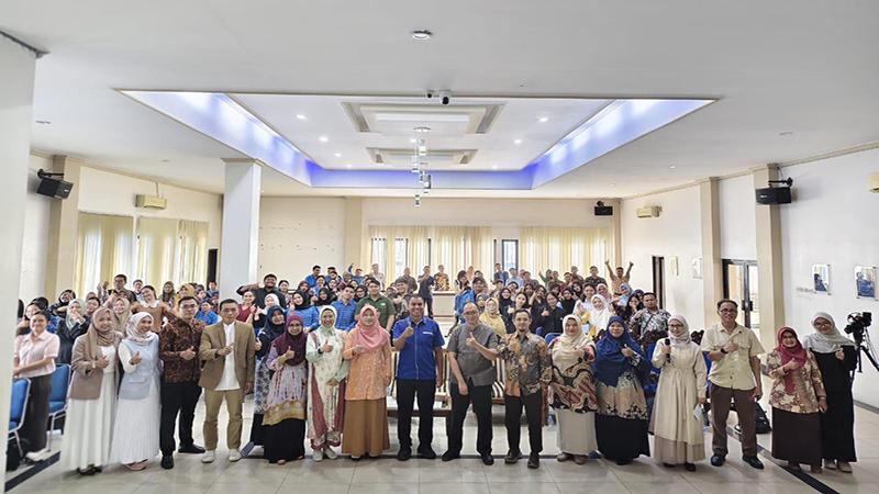 FIPPS UPGRI Pontianak Gelar Seminar Internasional Bahas Penanganan Trauma dan Krisis