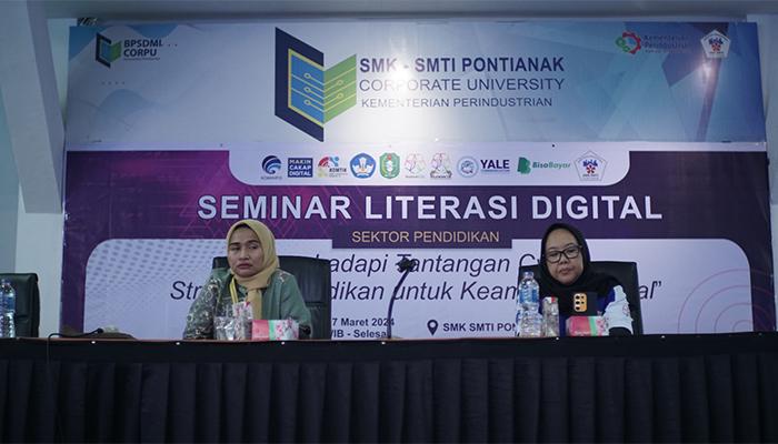 Seminar-Literasi-Digital-Sektor-Pendidikan-di-SMK-SMTI-Pontianak.jpg