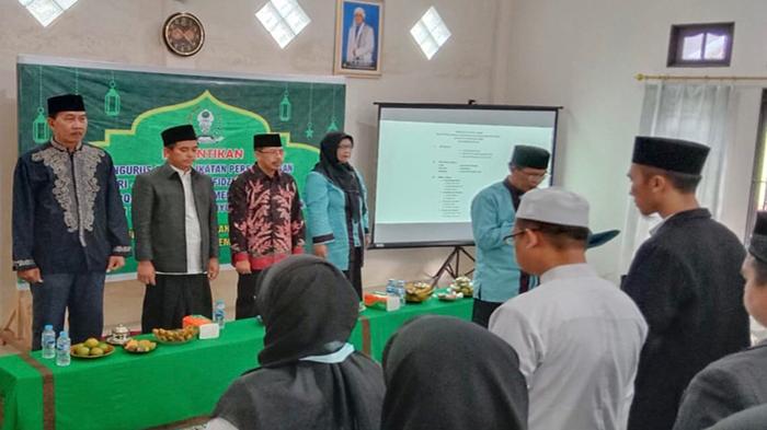 Sekda Mempawah Hadiri Pengukuhan Pengurus IPQAH Tingkat Kecamatan