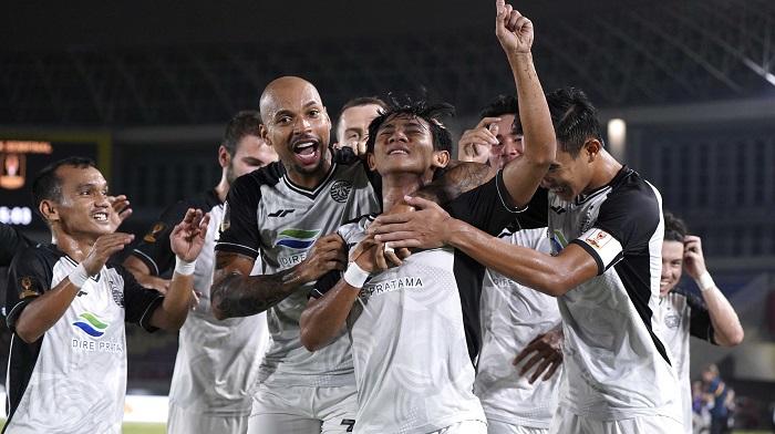 SIARAN LANGSUNG Persija vs Barito Putra di Liga 1, Simak Aksi Macan Kemayoran Bermarkas di JIS