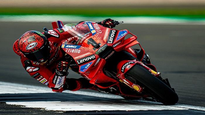 Starting-Grid-MotoGP-Inggris-2024-Aleix-Espargaro-Terdepan-Cek-Urutan-Start-Francesco-Bagnaia-Dkk.jpg