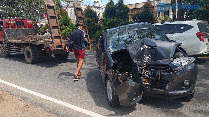 Tabrakan-Jalan-Arteri-Supadio-II-Kubu-Raya.jpg