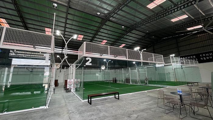 Terdapat-3-lapangan-premium-full-panoramic-di-Borneo-Padel-Club-BPC.jpg