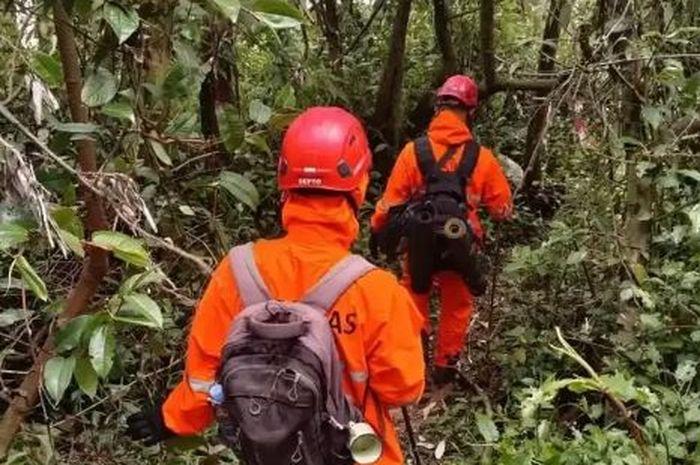 Tim-SAR-gabungan-yang-terdiri-dari-Basarnas.jpg