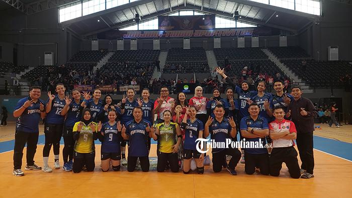 Tim-Voli-Putri-Pontianak-saat-foto-ber2435ef.jpg