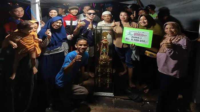Tim Dayung Anak Tambang Abbasyi Juara 1 Pasar Melayu Bidar Race di Sambas