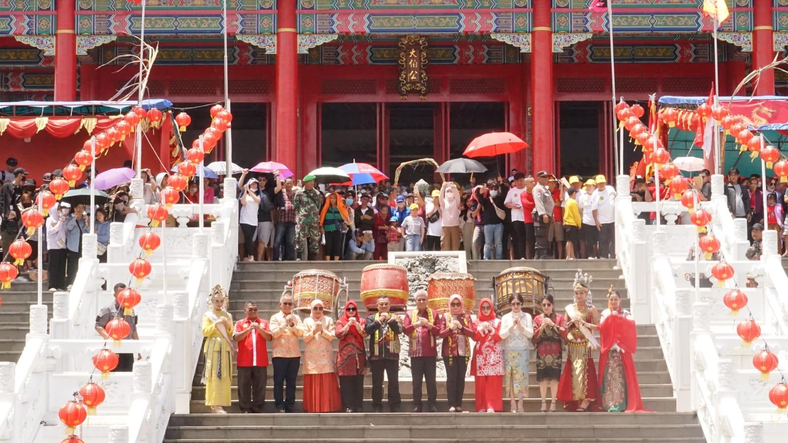 Polres Singkawang Lakukan Pengamanan Cap Go Meh 2024 di Vihara Tri Dharma Bumi Raya Kulor Singkawang