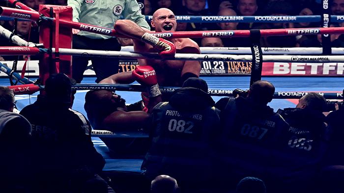 Sakit Tyson Fury Kambuh dan Harus Dioperasi! Tinju Dunia Hadapi Oleksandr Usyk 2023 Terancam Batal