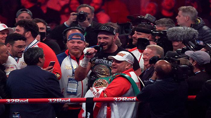 Tantangan Tinju Dunia Kelas Berat Tyson Fury Disambar! Petinju Meksiko Siap Jadwalkan Pertarungan