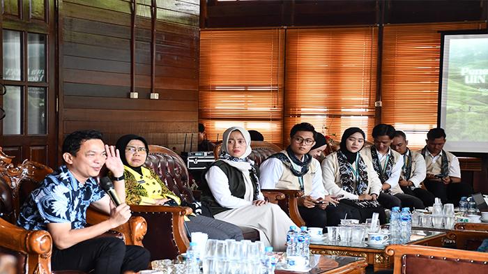 Mahasiswa UIN Sunan Kalijaga Yogyakarta KKN 40 Hari di Sintang, Pemkab Harapkan Dampak Nyata - Tribunpontianak.co.id
