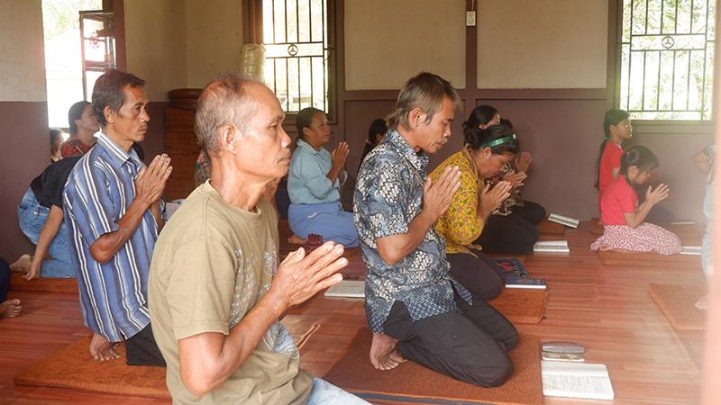 Umat-Buddha-di-Kabupaten-Landak123.jpg