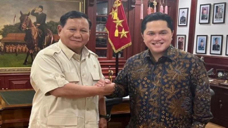 Umum-PSSI-Erick-Thohir-berfoto-bersama-Presiden-RI.jpg