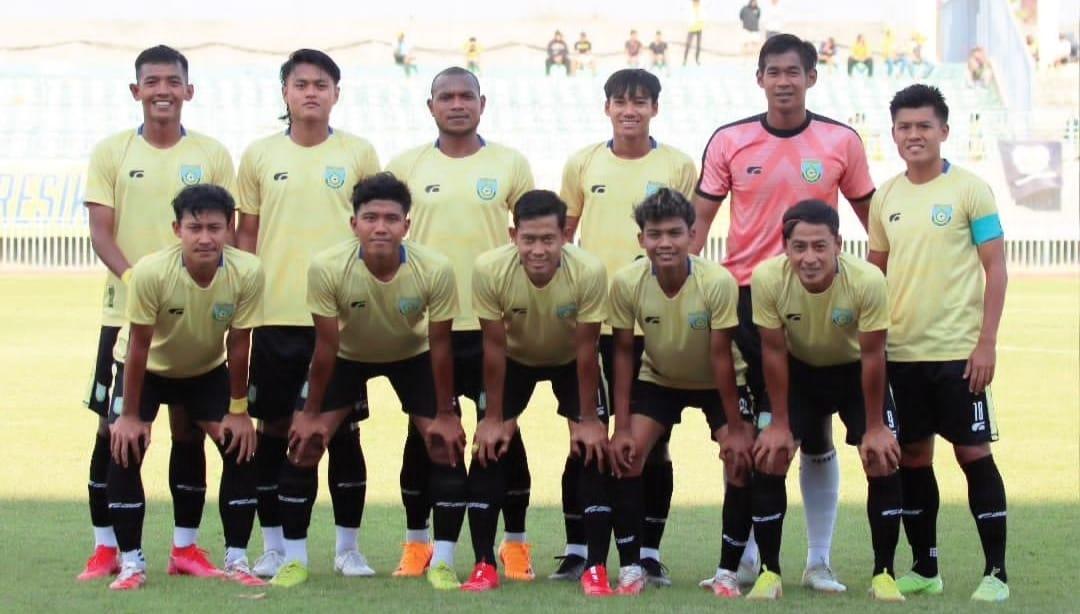 United-gresik-skuad.jpg